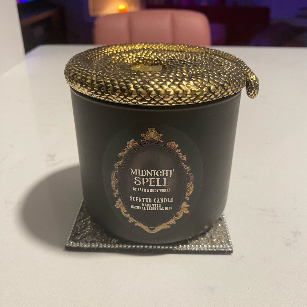Bath & Body Works Midnight Spell Candle - Black with Gold Accents